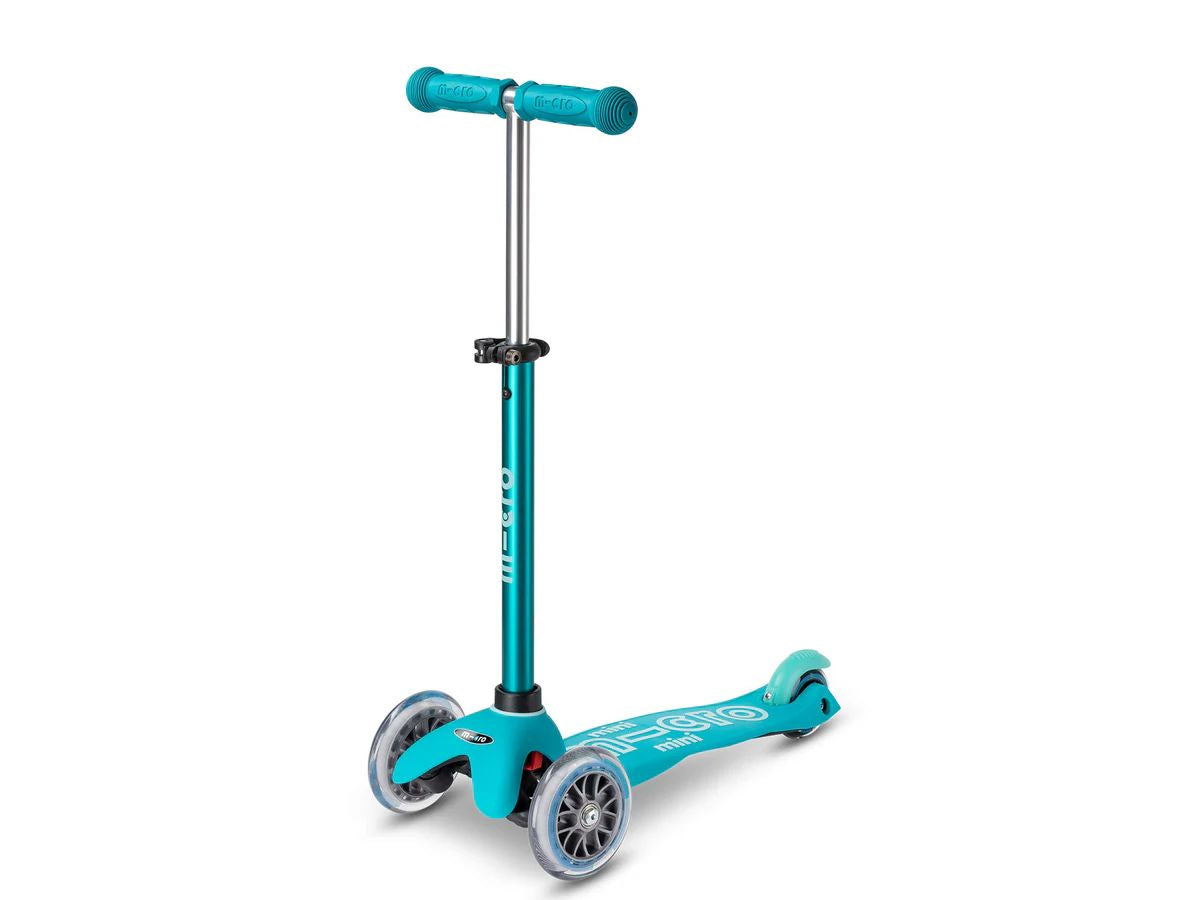 Mini Micro Deluxe 3 Wheel Scooter