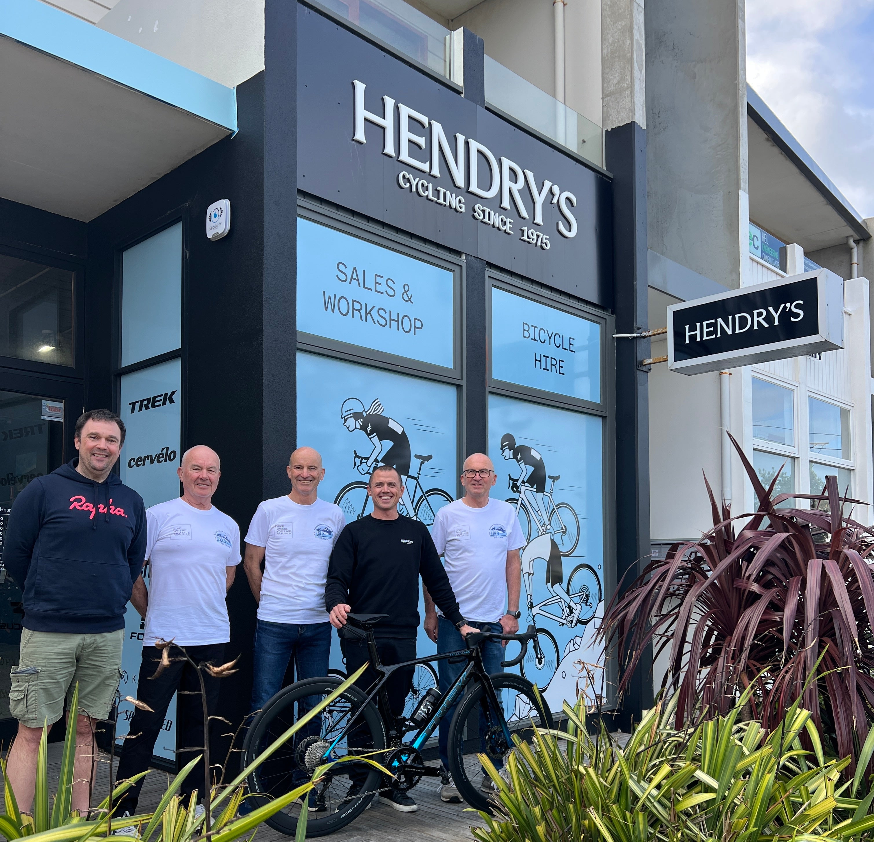 Simon supports the Barwon Heads Cycling Club B2B4 Fundraising Event