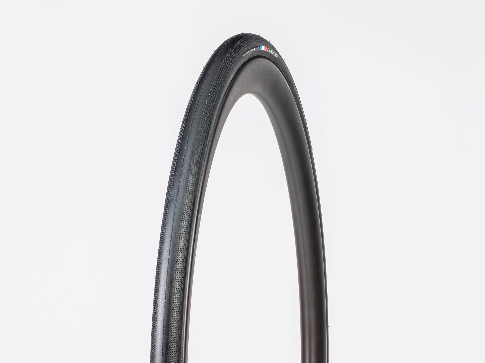 Bontrager R3 Hard-Case Lite TLR Road Tyre