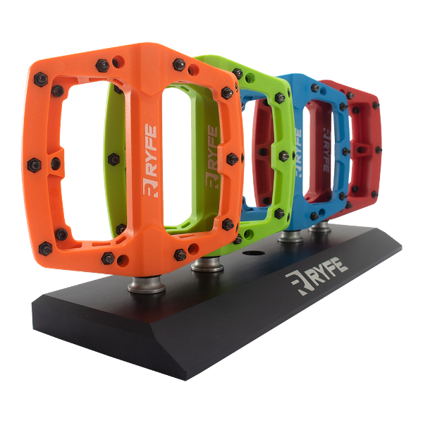 RYFE Pedal Display Stand