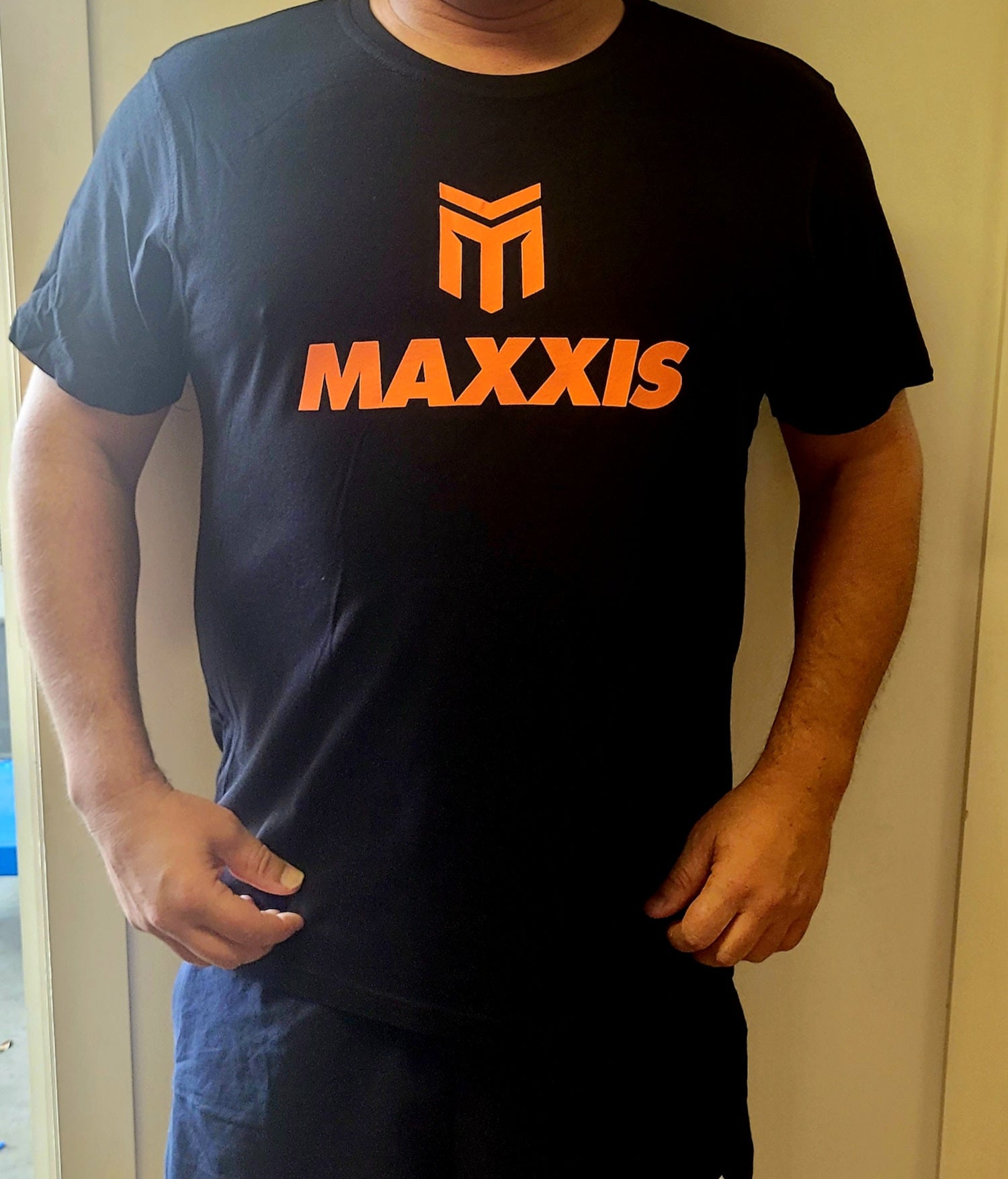 MAXXIS Shop Shirt V2 - L